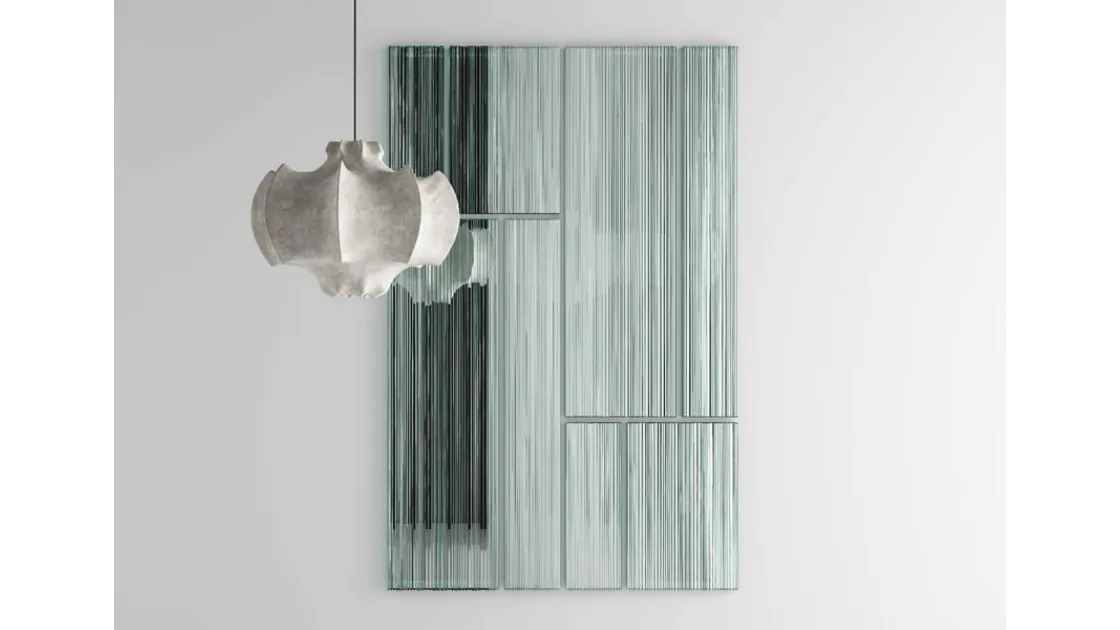 Specchio con superficie riflettente relegata sotto uno strato vetroso Vu di Tonelli