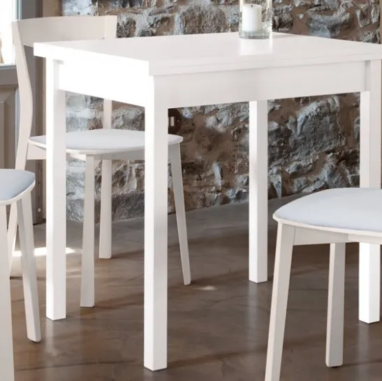 Tavolo con piano in melaminico e gambe in MDF laccato bianco Hot M di Domitalia