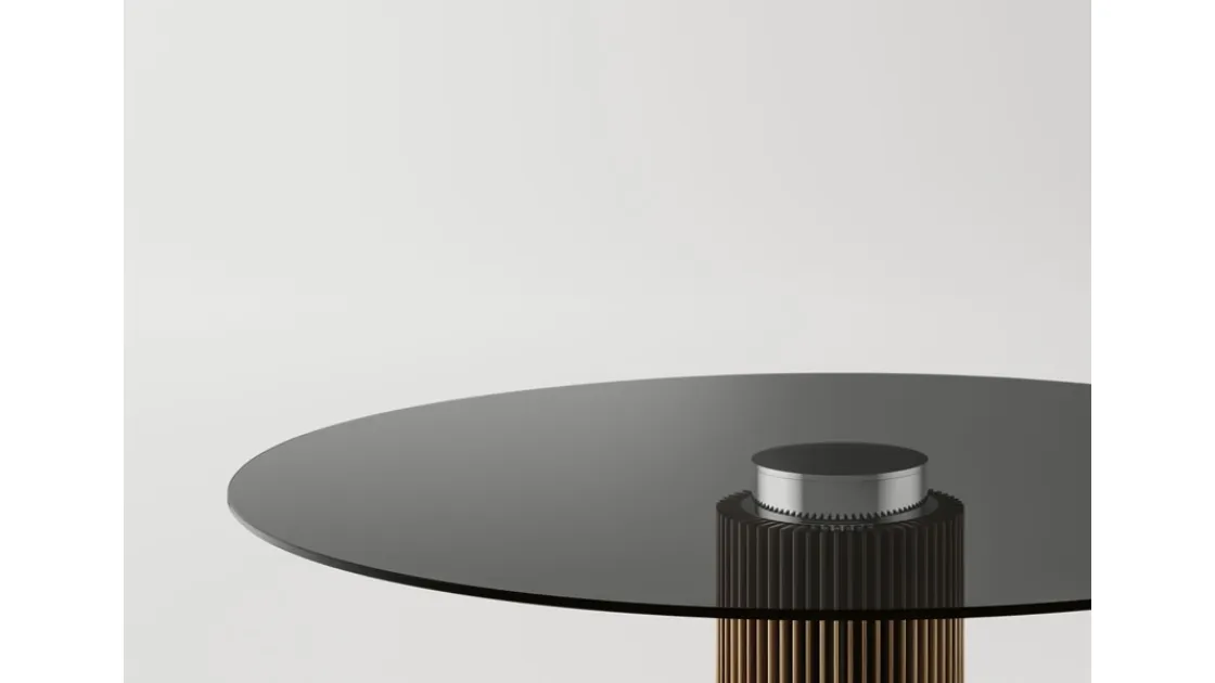 Tavolo in vetro con basamento composto da listelli di legno Hybrid di Tonelli