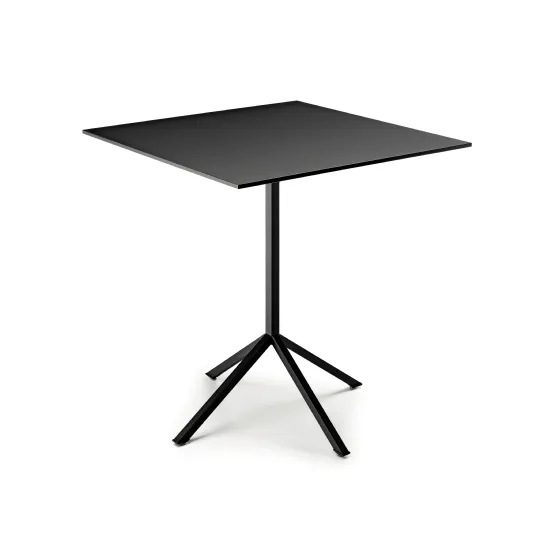 Tavolino Line Table in acciaio Nero goffrato di Infiniti