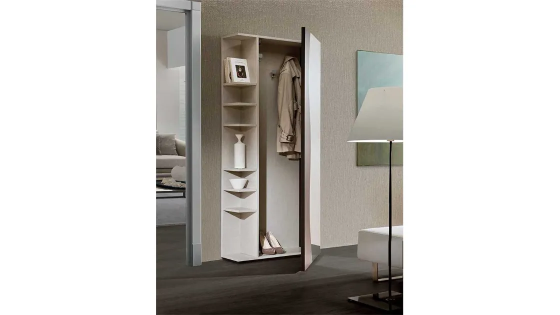 Mobile contenitore Futura in legno con anta a specchio di Pacini e Cappellini