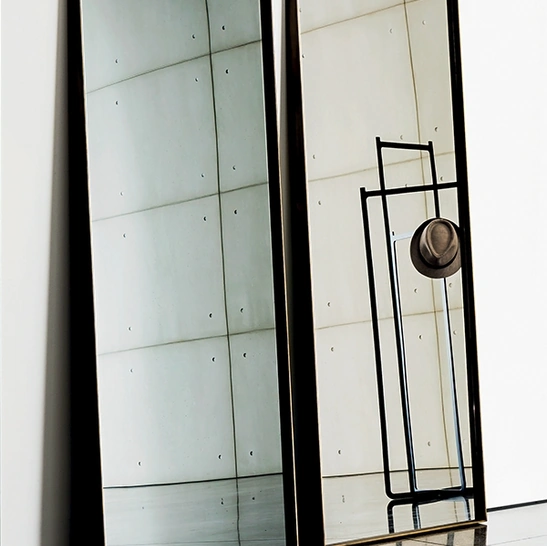 Specchiera Visual Rectangular con telaio in metallo laccato di Sovet