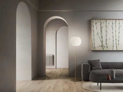 Lampada da terra con diffusore in vetro e asta in metallo Kushi XL Floor di Kundalini