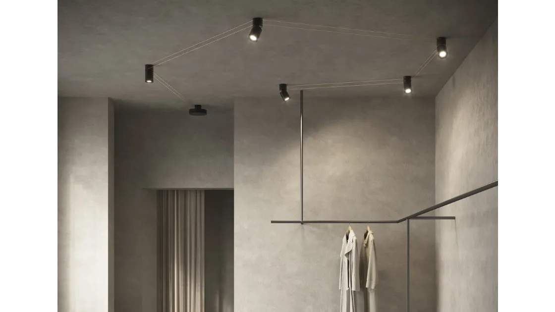 Lampada a parete con sistema di faretti orientabili Mitos di Kundalini