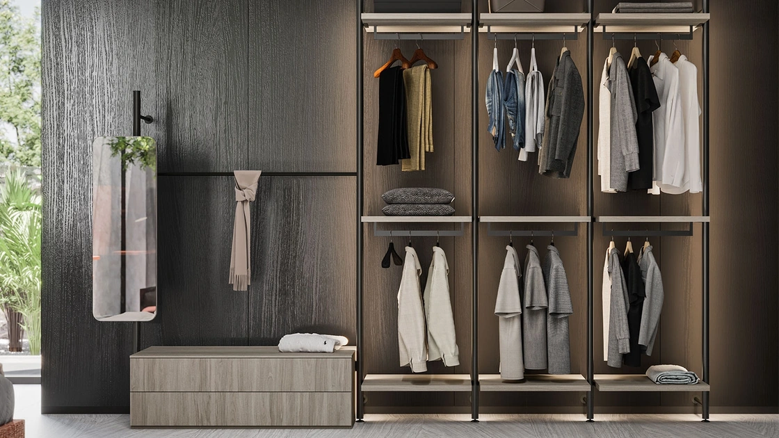 Cabina Armadio moderna con struttura in alluminio a pali componibile con mensole, ripiani e cassetti in melaminico Palko di Clever