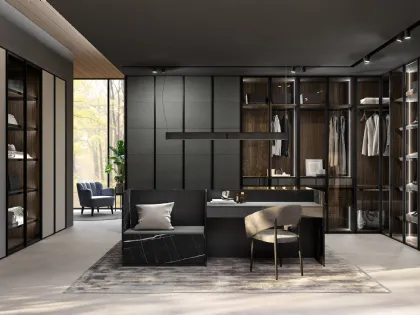 Armadio moderno con struttura in alluminio e ante in vetro, ecopelle e laccato Shine di GF Interiors