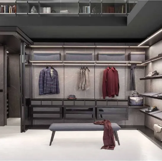 Cabina Armadio in legno laccato Walking/Carousel di GF Interiors