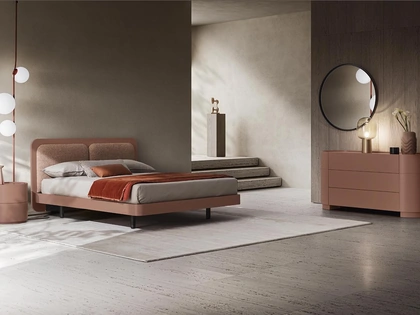 Letto Levante in laccato opaco con testiera di Alf Da Frè