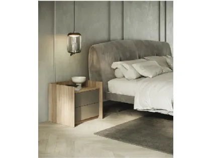 Letto in velluto con testiera Superbalance di GF Interiors