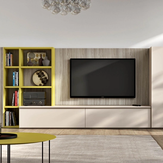Parete attrezzata in laccato opaco e melaminico con pannello TV IM20 L22 di Clever