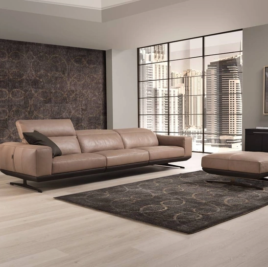 Divano lineare in pelle Gloria di Egoitaliano