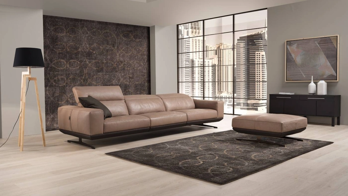 Divano lineare in pelle Gloria di Egoitaliano