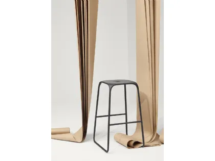 Sgabello Bobo Stool in polipropilene e acciaio di Infiniti