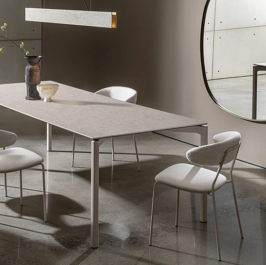 Tavolo Bone in ceramica di Sovet