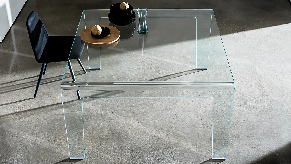 Tavolo Frog realizzato in vetro trasparente curvato di Sovet