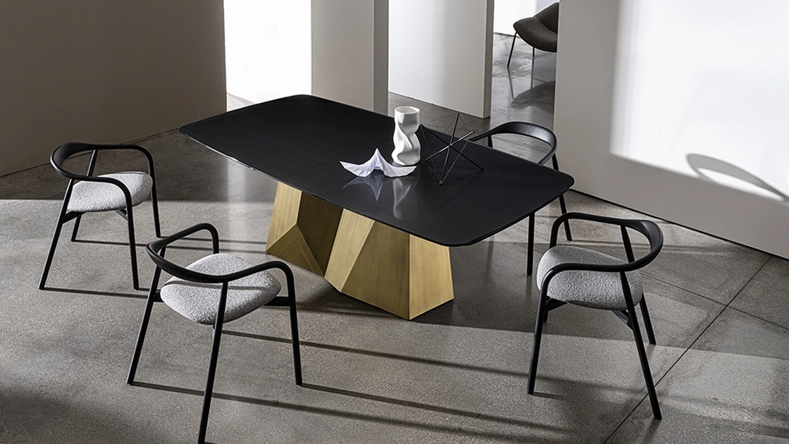 Tavolo Grandeod shaped estensibile di Sovet