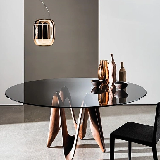 Tavolo Lambda con top in vetro e base in legno di Sovet